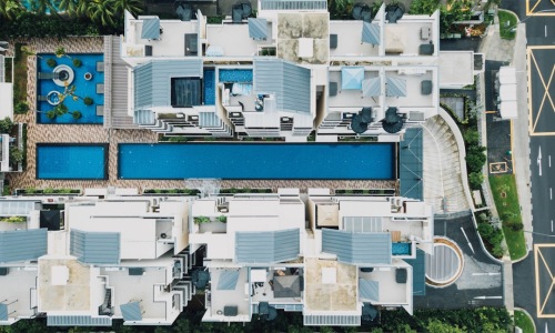 resort-style apartment pool - Resort-style apartment living