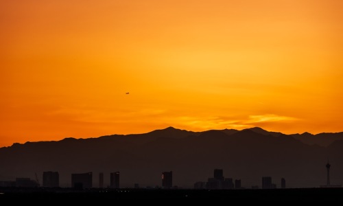 Las Vegas skyline at dusk - Moving to Las Vegas